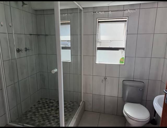 1 BEDROOM PROPERTY TO RENT IN BAYVIEW